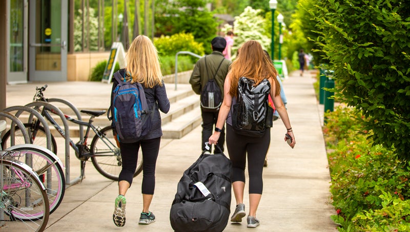 UO Students Moving Out of the Residence Halls UO Students Moving Out of the Residence Halls